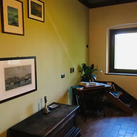 Ai Tre Confini Couette-café Monzambano